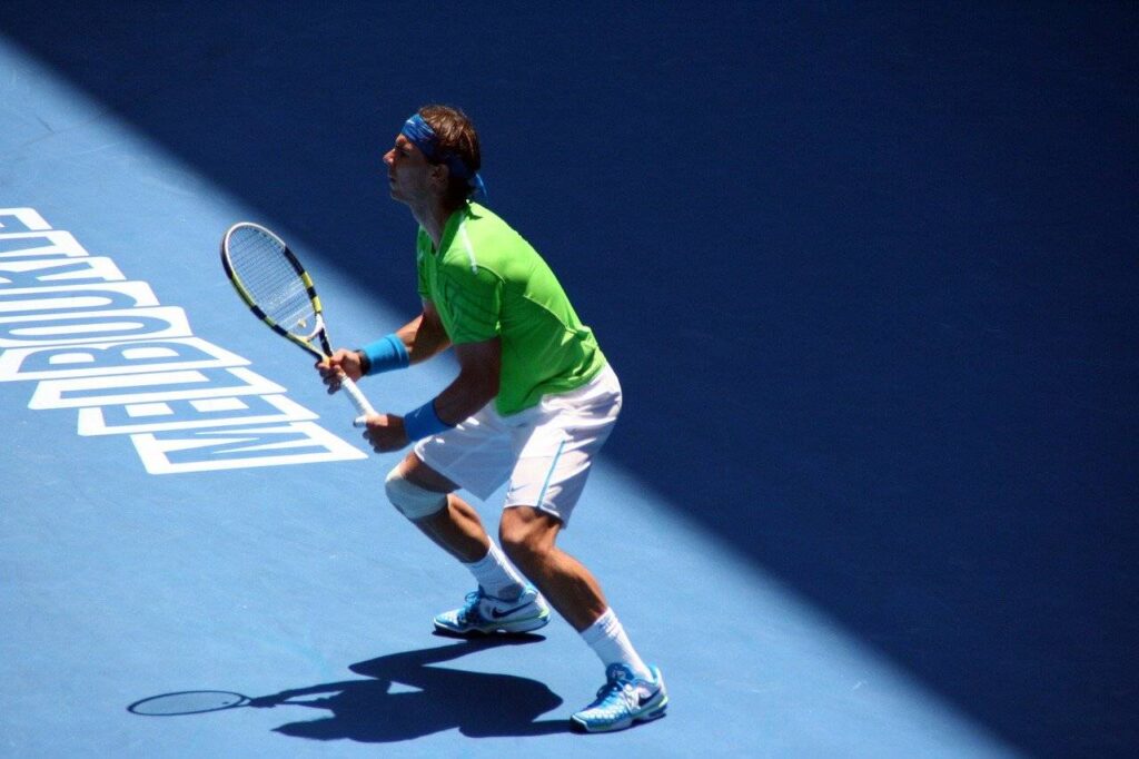 Rafael Nadal em quadra pelo Australian Open